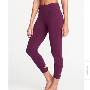 Old Navy Active Go Dry 7/8 leggings size medium